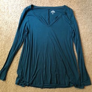 Women’s Hollister Shirt